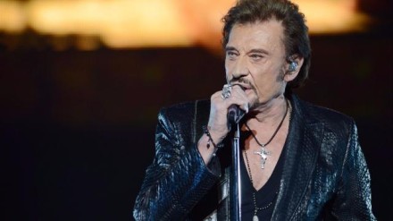 ‘French Elvis’ Rocker Johnny Hallyday Dies at 74
